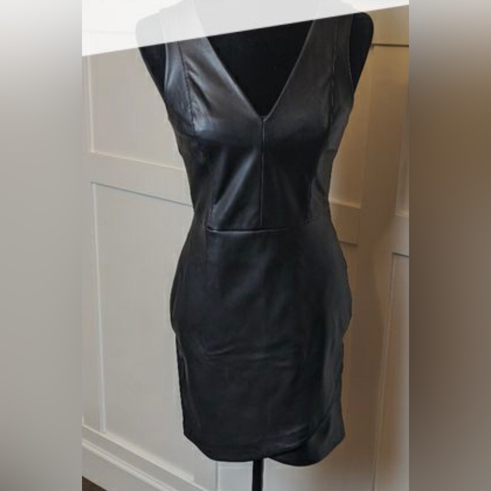 V-neck Faux leather dress